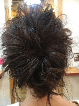 エイト プラット 渋谷2号店(EIGHT plat) 簡単ヘアアレンジ2【渋谷】【渋谷駅】【EIGHTplat】【eight】