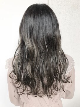 オーティティ(O-TETE) O-tete カーキグレージュ暗め透明感