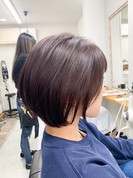 リ シャルム バイ エニーハウ 南七日町店(Re charm by anyhow) [リシャルム][須佐勝也][長岡］大人ショートボブ