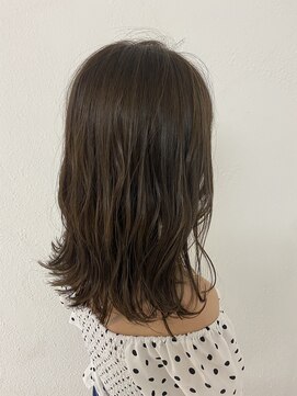 アングゥ ウル(ungu ul) 秋っぽ大人ベージュ