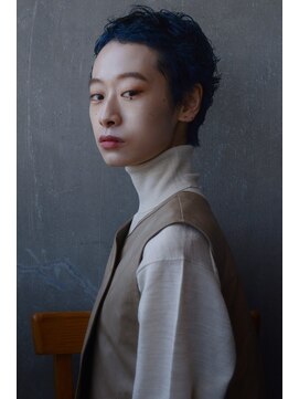 ケシキ 佐賀(keshiki) ハイトーンでお洒落なベリーショート