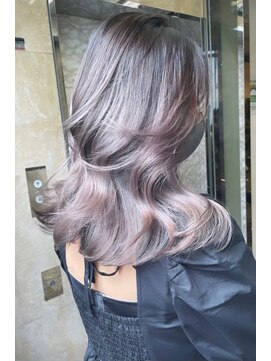 ロジッタ(ROJITHA) 【ROJITHA原宿表参道】レイヤーカット×バイオレットグレージュ