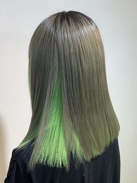 アズール 草加(azule) インナーカラー　グリーンブラックライト　［草加駅/草加東口］