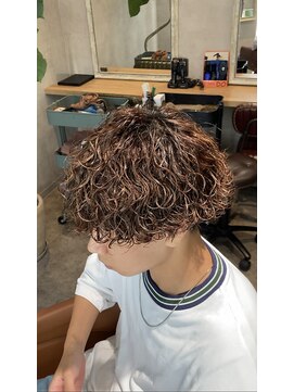 ルーム(.room.) 波巻きパーマ