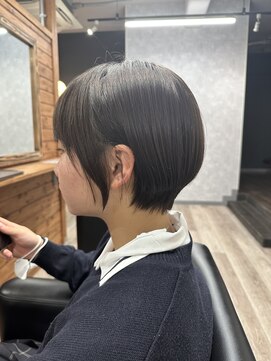 シャッター(Shutter) マッシュショート