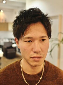 エディ(Hedi) アップバングスタイル