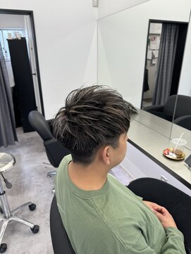 アイスプロドバイブルーム 木更津店(ice prod by bloom) MEN’S HAIR/サーフカール/刈り上げセンターパート/木更津