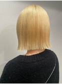 切りっぱなしボブ パッっとボブ ブロンドカラー