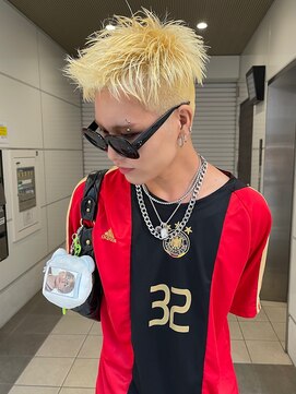 ヌープヘアーアイス(NUUP.hair ici) men's/韓国ベリーショート×抜きっぱなしハイトーン