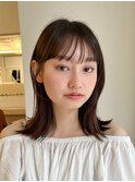 切りっぱなしタッセルボブレイヤーカットオリーブベージュ外ハネ