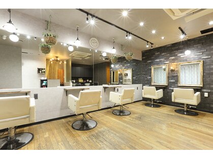 ヘアーメイク パチャラ 成増駅前店(Hair make PACHARA)の写真