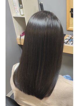 スリーク バイ ロイ 円町本店(sleek by roy) 面が整う、うるツヤ髪質改善ストレート！