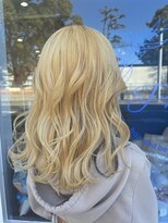 フィリア 稲毛(Philia)&nbsp;ホワイトブロンドカラー♪