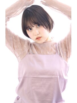 アルベロ(albero) ショートボブ×ワイドバング×ストレート20代30代