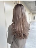 ミルクティーベージュ