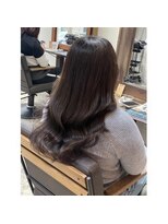 エン(En,) ブリーチからの寒色系ベージュカラー