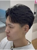 曲がる縮毛矯正で作る短髪フェザー