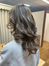 ラブハーツアンドビーヒガシウメダ(luve heart's And Be higashiumeda)&nbsp;高明度グレイカラー