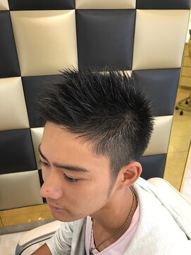 髪技空間アノン(anon) ベリーショート