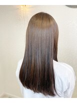 ヘアーアンドメイク ドレス(DRESS)&nbsp;上品アッシュグレージュ