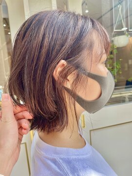 アンテシニヨン(Un the Shiniyon) 外はねボブ