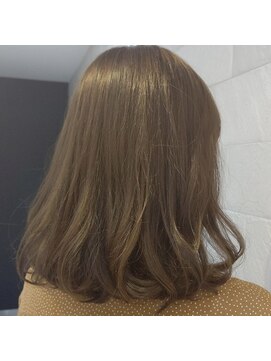 イーチ ヘアーアンドトータルビューティ(each hair&total beauty) Bob★担当 相川美緒