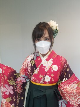 ノラ(Norah) たまねぎフィッシュボーンポニー