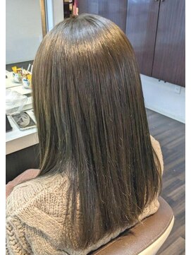 エノモト(ENOMOTO) 赤み消しカラーオリーブグレージュロング こなれストレート