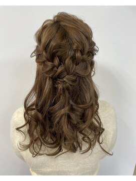 ディーグレース 中井店(D.Grace) ハーフアップ