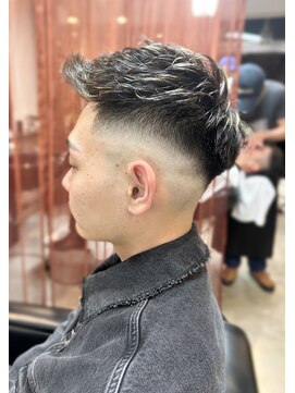 オモテサンドウ バーバー(OMOTESANDO BARBER) スキンフェード