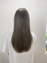 ヘアーアンドメイクアップモパ&nbsp;グレーカラー