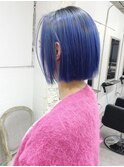 ネイビーブルー×ストレートボブ