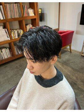 ビハインドザカーテン(BEHIND THE CURTAIN) 【メンズスタイル】アップバング×ジェル仕上げ