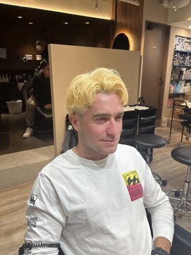 ルースト 渋谷店(ROOST) 短髪×抜きっぱなしブロンド