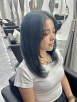 モア シルエ(MoA cilue)&nbsp;ブルーグリーンカラー×レイヤーカット