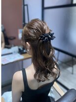 グランミーツ(Grand meets)&nbsp;ゆるふわ大人ハーフアップ