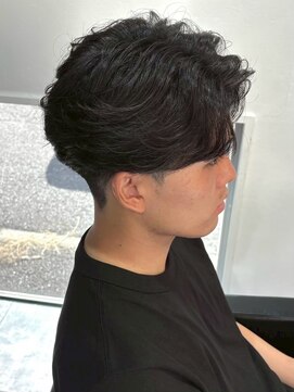 ニアウ 高崎店(Niau) メンズセンターパートニュアンスフェザーパーマ群馬高崎眉毛韓国