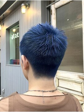 アタッカ(atacca) レディース　ベリーショート　刈り上げ　ハイトーン　ブルー