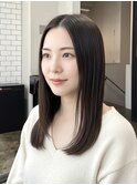 艶髪まとまるストレートスタイル