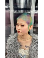 キジ(KIJI)&nbsp;バズカット/坊主女子/刈り上げ女子/ハイトーン/ミックスカラー
