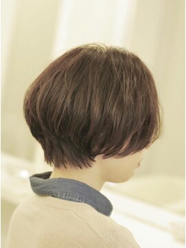 キミドリ(KIMIDORI) ひし形丸みふんわりショートボブ30代40代【恵比寿KIMIDORI】