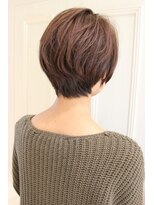 レウナ 外苑前(Reuna)&nbsp;３０代・４０代・５０代に人気シルエットが綺麗なショートヘアー