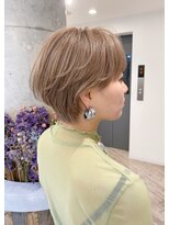 ルーブ トウキョウ(Loob. TOKYO)&nbsp;【池袋】耳掛けすっきりショートボブ×ベージュ