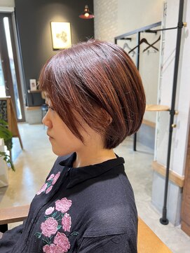 ヘア サロン ルート 幕張(Hair Salon ROUTE) 《大人可愛い》20代30代40代前下がり丸みショート [ROUTE幕張店]