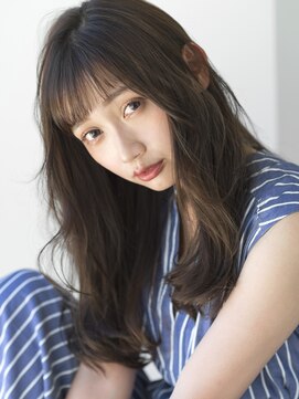 エミュ 表参道 青山(emu) オン眉前髪+ゆるウェーブで大人かわいい美髪ロング[ネビージュ]