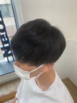 ネオリーブ クーロ メゾン 横浜(Neolive curro Maison) 韓国黒髪マッシュ[メンズカット]
