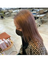 O&nbsp;ラベンダーベージュカラー×ストレートロング+センターパート