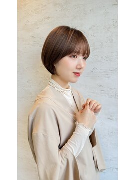 ハルキミナト ジャパン トウキョウ(HARUKI MINATO japan TOKYO) 30代40代50代耳かけショート前髪なしハンサムショートカット