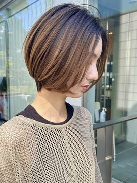 ビュートリアム 南青山(BEAUTRIUM) 大人ショートボブ　ショートヘア　丸みショート 30代40代50代