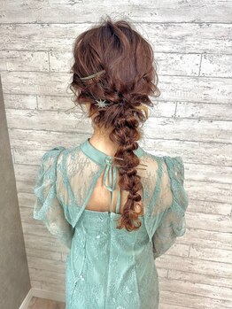 バース プレイス(BIRTH PLACE)の写真/卒業式・入学式・結婚式のヘアセット等お任せください♪華やかなヘアセットで特別な日を演出◎